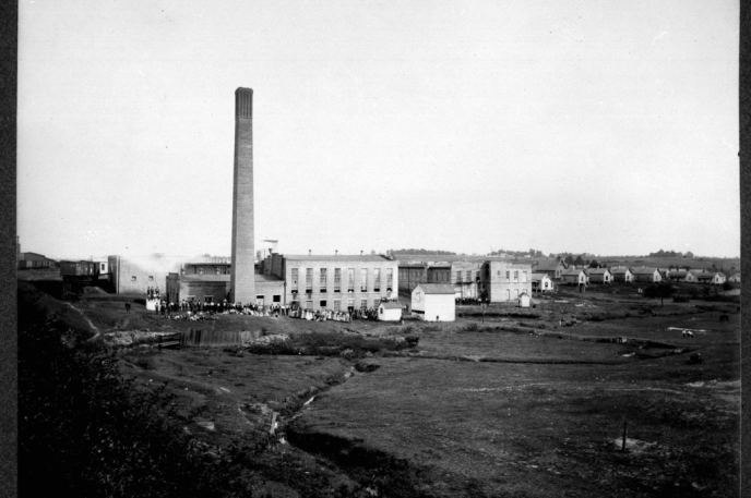 Highland Park Mill #3, c1904 courtesy of Charlotte Mecklenburg Library's Robinson-Spangler Carolina Room Highland Park Mill #3, c1904 courtesy of Charlotte Mecklenburg Library's Robinson-Spangler Carolina Room