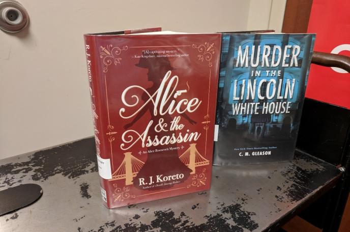 The 16th and 26th U.S. presidents, Abraham Lincoln and Theodore Roosevelt respectively, are role players in two separate new mystery series featuring amateur detectives in the White House.    